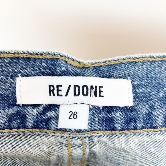 Re/Done | Original 90s Loose Straight Jeans in Light Worn - Picture 7 of 10